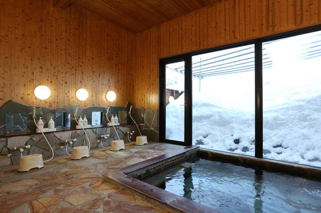 Alpine Wind Bed & Breakfast Hakuba Luaran gambar