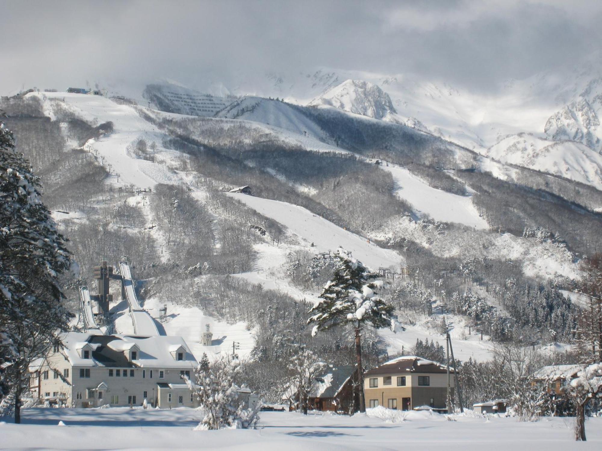 Alpine Wind Bed & Breakfast Hakuba Luaran gambar