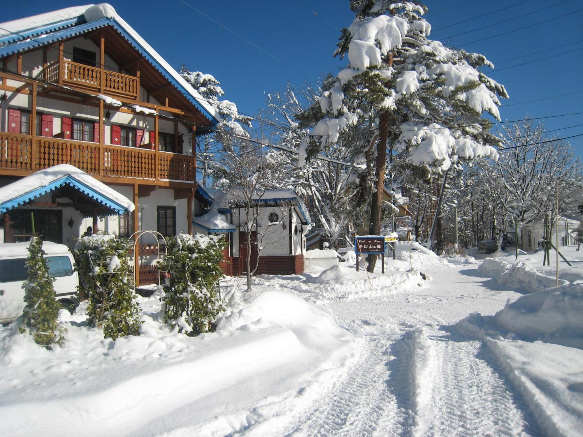 Alpine Wind Bed & Breakfast Hakuba Luaran gambar