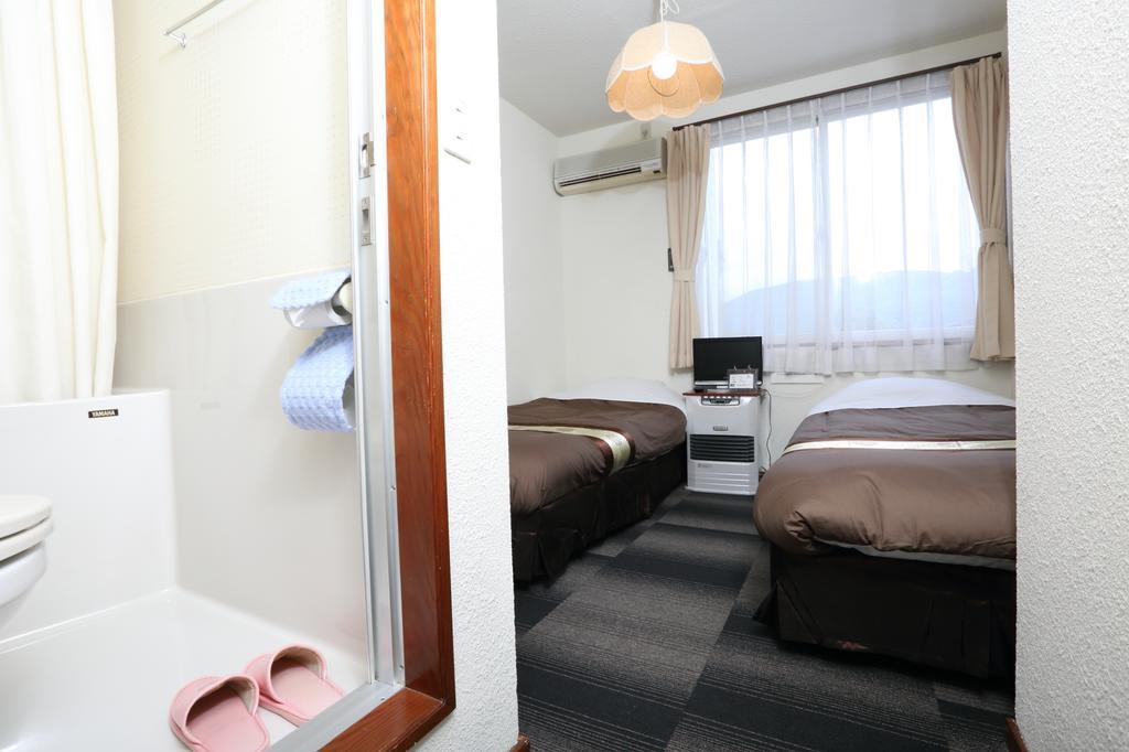 Alpine Wind Bed & Breakfast Hakuba Bilik gambar