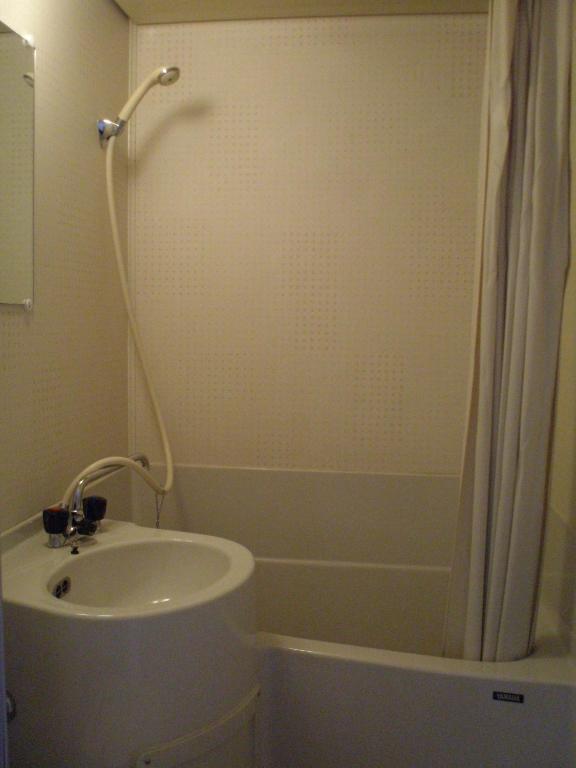 Alpine Wind Bed & Breakfast Hakuba Bilik gambar